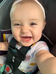 hey momma's👋🏽 I just wanted to introduce myself, My name is Meleah! I'm  19 years old and I'm currently 19 wks pregnant !!! I'm here to support any  and all ❤️