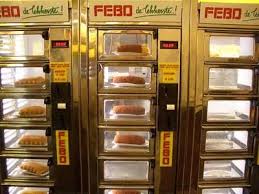 Fresh Bread Vending Machines Are Popular In Europe Vending Machine Vending Machine Hack World Street Food