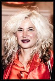 The Seductive Legend of NY  Writer-Author-Screenwriter-Celebrity-Fashionista, Tama Janowitz: Am I  jealous? Yes.