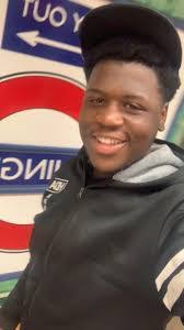 Robert Keniston's Instagram, Twitter & Facebook