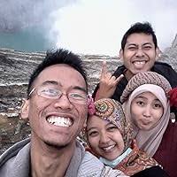 Ken & Kaskus: Cerita Sukses Di Usia Muda by Alberthiene Endah