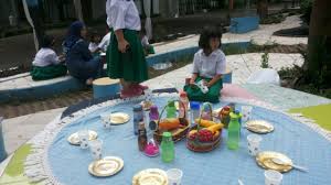 Maybe you would like to learn more about one of these? Pembelajaran Sentra Peran Makro Tema Rekreasi