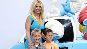 He was born on september 14, 2005, in santa monica, california. Britney Spears With Sons Sean Jayden Photos With Her Gentleman Hollywood Life