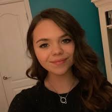 Sam Hosch's Instagram, Twitter & Facebook