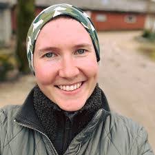 Ellen Sauer's Instagram, Twitter & Facebook