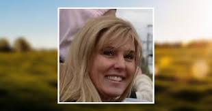 Stacey Bishop's Instagram, Twitter & Facebook