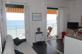 Trilocale a pietra ligure (sv) € 750. Fronte Mare 4 Appartamenti In Affitto A Pietra Ligure Liguria Italia