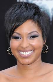 For us ladies with a round face, an angled bob is the way to go. 40 Short Haircuts For Round Faces Trending In March 2021