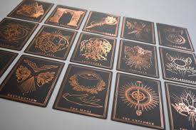 Black And Gold Tarot Deck Threads Of Fate Oracle Rose Edition Gold Foil Artwork Oracle Decks Tarot Card Spreads