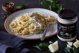 Jan 29, 2021 · cacio e pepe (again?!) ravioli rubbery ravioli stuffed with ricotta, parm, and pep. Cacio E Pepe Pasta Sauce