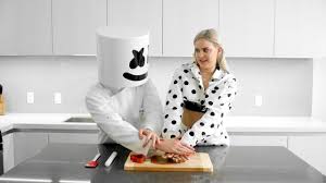 Cooking With Marshmello How To Make Friends Cookies Feat Anne Marie Youtube Anne Happy Music Video News Songs