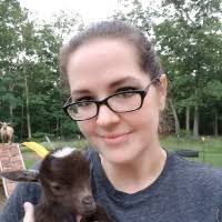 Laura Romanowski's Instagram, Twitter & Facebook