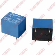 The single pole double throw spdt relay is quite useful in certain applications because of its internal so basically you can see the spdt relay as a way of switching between 2 circuits: 5 Pin Mini Spdt Relay 12v 10a 250v Shopee Philippines