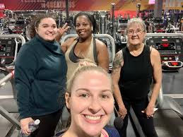 Is 11am CST a good workout time?