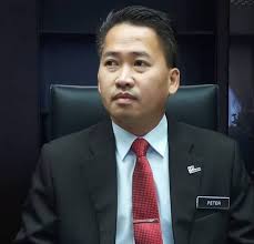 Lif khas untuk menteri di Sabah?