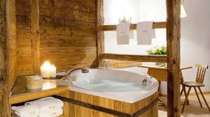 Die zwei wohlfühlzimmer harmonie haben eine freistehende badewanne und die beiden wohlfühlzimmer harmonie deluxe sogar eine eigene whirlwanne. Wie Ware Ein Romantisches Wochenende Zu Zweit Unsere Top 10 Romantik Hotels In Deutschland Tui Com Reiseblog