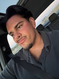 Abe Valentino (@abevalentinoo) • Instagram photos and videos