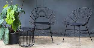 Entdecke rezepte, einrichtungsideen, stilinterpretationen und andere ideen zum ausprobieren. How To Industrialize Your Dining Room With Metal Dining Chairs