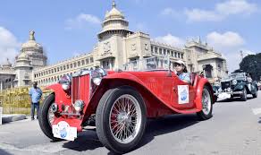 From Lincoln to Ford: Dasara Vintage Car Rally shows off ...
