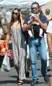 Bradley cooper and irina shayk dated for four years before breaking up in june 2019. Pin By Marys Targeryen On Bradley Cooper Bradley Cooper Wife Irina Shayk Irina Shayk Photos