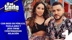 Maybe you would like to learn more about one of these? Con Romantico Beso En Publico Y Una Dedicatoria Jessi Uribe Y Paola Jara Confirmarian Su Relacion Youtube