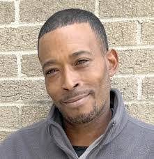 Noah Behrendt's Instagram, Twitter & Facebook