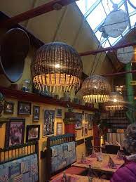 2006) 1920 ray harryhausen, american movie special effect artist (clash of titans), born in los angeles, california (d. Flo Jos Auis Bild Von Aui S Restaurant Bar Innsbruck Tripadvisor