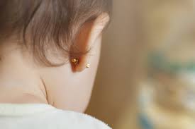 A Quel Age Percer Les Oreilles De Bebe