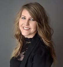 Lakeshore Lyrics : Leah, Shannyn: Amazon.com.au: Books