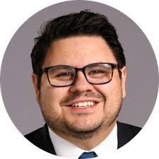 Robert Barba's Instagram, Twitter & Facebook