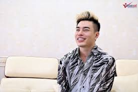 Cái tên lê dương bảo lâm gây sốt mạng xã hội suốt nhiều giờ đồng hồ qua khi đoạn clip ghi lại cảnh anh bị hành hung khi phát cơm từ thiện. Le DÆ°Æ¡ng Báº£o Lam Nhiá»u NgÆ°á»i Chá»­i Toi Ráº» Tiá»n Khi Livestream Ban Hang Viá»‡t Nam Má»›i