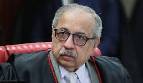 Segunda sentença é que vale para trânsito em julgado, define STJ