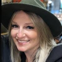 Michele Duda's Instagram, Twitter & Facebook