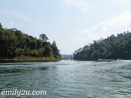 The houseboat travels to waterfalls and fishing sites providing an exhilarating adventure for nature lovers. Lake Kenyir Tasik Kenyir From Emily To You