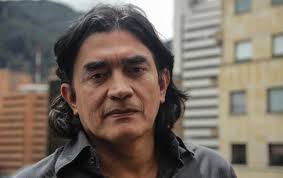 Lo transformó en una marioneta. Gustavo Bolivar Wikipedia La Enciclopedia Libre