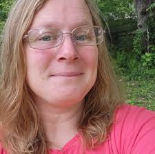 Pattern for creating a bucket hat like this?