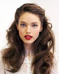 Vintage And Messy Curls Hair Styles Business Hairstyles Hair