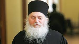 Ο γέροντας εφραίμ νοσηλεύεται στον ευαγγελισμό από τις 28 μαΐου, όταν μεταφέρθηκε εκεί από το άγιο όρος με αεροδιακομιδή, ενώ στις 4 ιουνίου διασωληνώθηκε στη μονάδα εντατικής θεραπείας. Korwnoios Sthn A8hna Me Aerodiakomidh O Hgoymenos Ths Monhs Batopedioy Efraim
