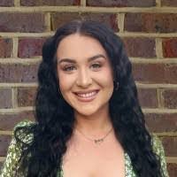 Madison Slattery's Instagram, Twitter & Facebook