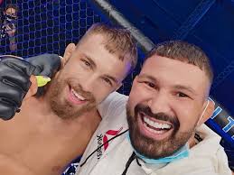 Ufc debutant ludovit klein spoke to media following his first round ko victory over shane young at ufc 253. Video NeuveriteÄ¾ny Debut Kleina V Ufc Supera Brutalne Vypol Uz Po 76 Sekundach Sportky Sk