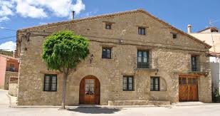 La casa rural la guea, ubicada en el barrio de la guea, a cinco km de la ciudad de teruel, tiene capacidad para 8 personas. Casa Rural En Terriente Teruel Casa Rural Julio