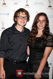 Der amerikanische kinderstar angus t. Will Angus T Jones Return To Two And A Half Men Contactmusic Com