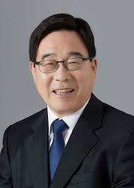 Shin Dong-heon (politician)