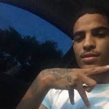 Amber Akin (@Heey_Its_Amber)