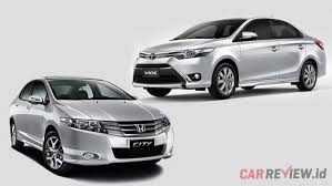 Both of these cars are equivalent to each other in many aspects, even their popularity in the honda city measures 4,440 mm in length and surprisingly toyota vios is slightly small in terms of its length. Komparasi Dimensi Performa Dan Harga Toyota Vios Vs Honda City Car Review Indonesia