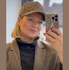 Anna (lovely and lavish) (@gifttyuk) • Instagram photos and videos