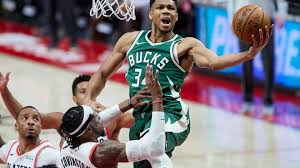 Последние твиты от giannis ugo antetokounmpo (@giannis_an34). Giannis Antetokounmpo Sheds Light On Knee Injury Absence From Bucks