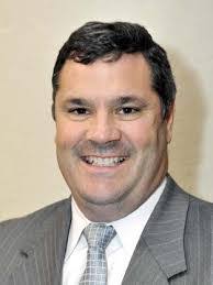 Kimberly Poulin's Instagram, Twitter & Facebook