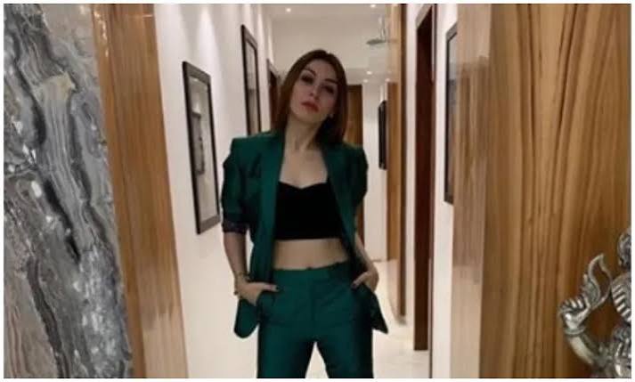 हंसिका मोटवानी के फोटो हुए लीक, 24 घंटे बाद फोन हैक होने की दी जानकारी- hansika motwani tweet on private photo leaked from social media account - India TV Hindi