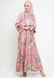 Sehingga jika digunakan di tempat terbuka akan terasa lebih dingin karena memang angin akan dengan mudah masih ke bagian dress brokat kombinasi sifon untuk pesta modern. Model Baju Muslim Kain Sifon